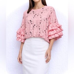 INA  Puff Tiered Sleeve top size Large